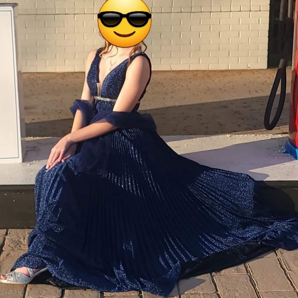 Long formal gown with accordian A-line skirt with shawl for prom, military ball - Picture 4 of 9